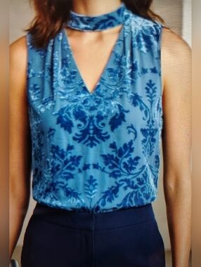 *NEW* WHBM Sapphire Blue Velvet Burnout Choker Sleeveless Salma Top Sz 10